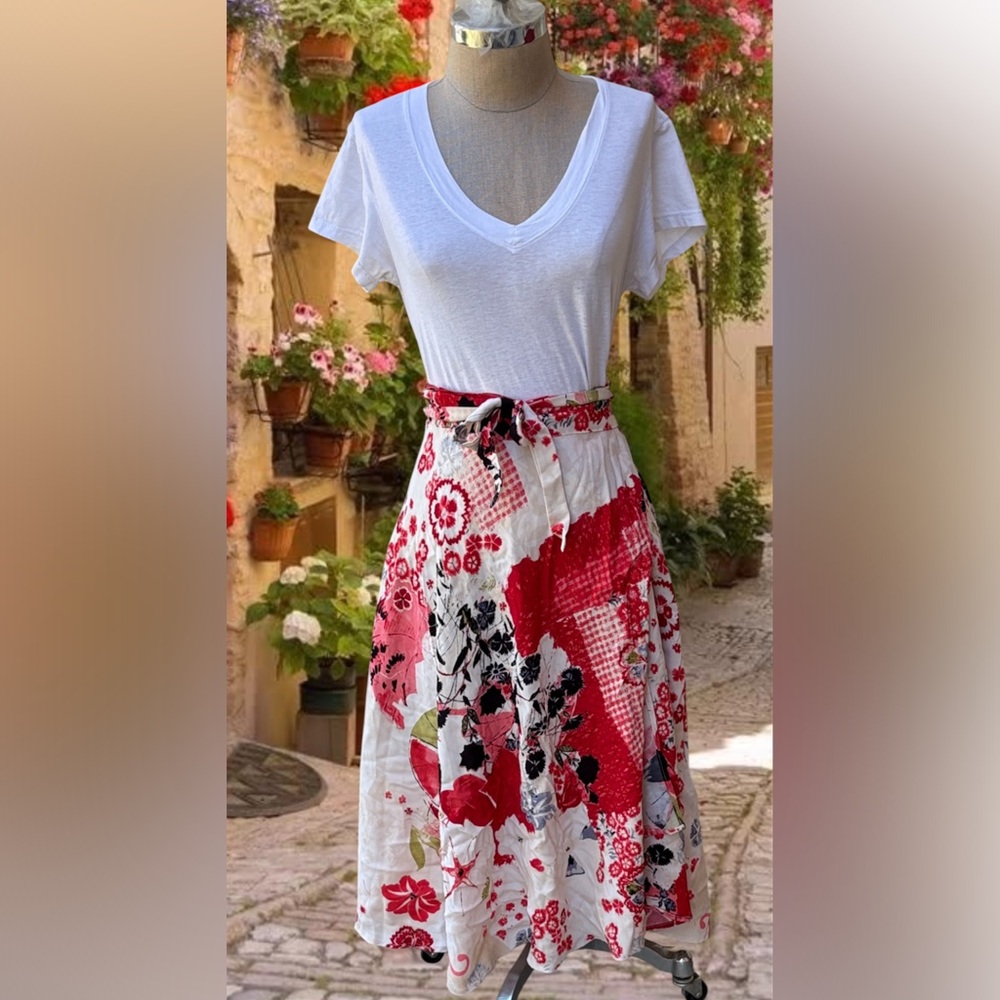 Anthropologie Eva Frajko beautiful floral wrap around midi skirt.